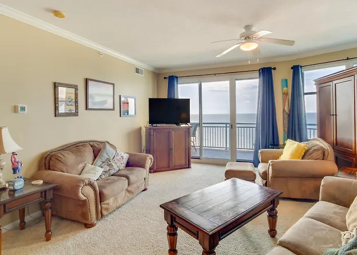 Beachfront Gulfport Vacation Rental With Balcony!