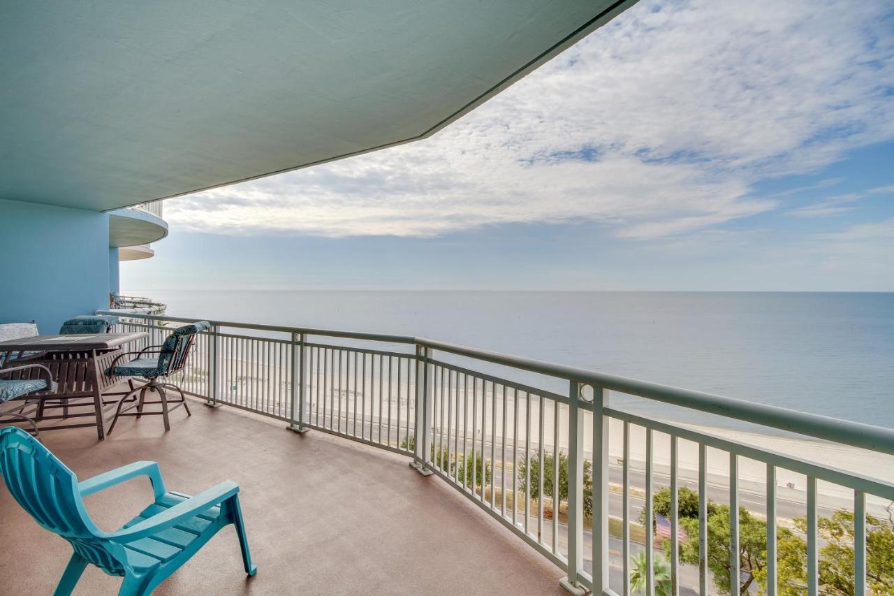 Beachfront Vacation With Balcony! Appartement *